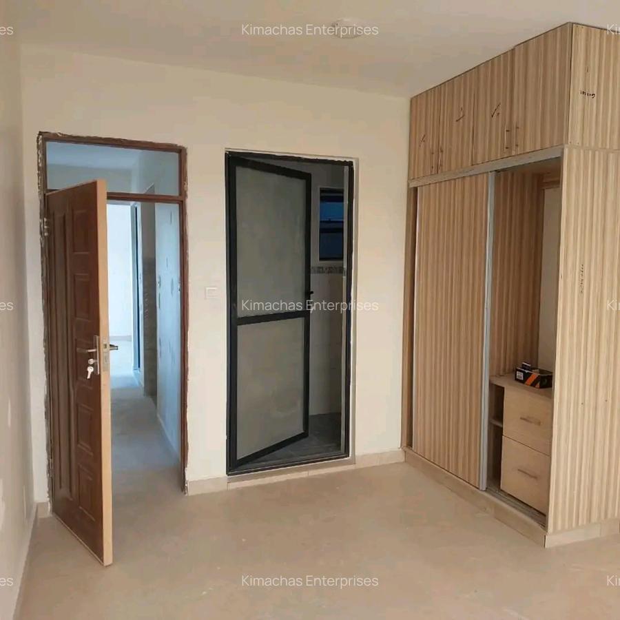 2 Bed Apartment with En Suite at Links Road - 2