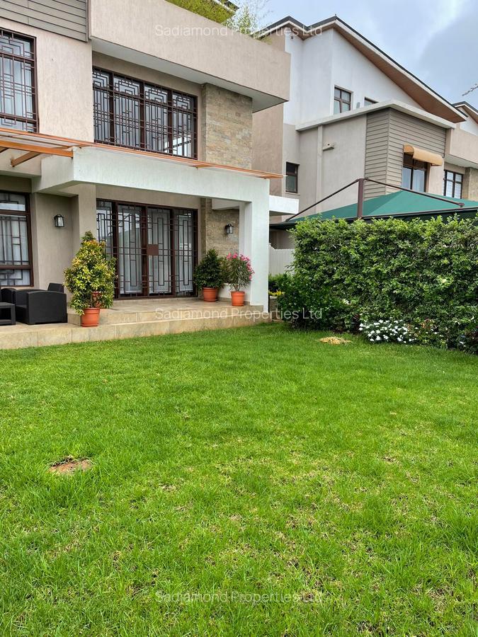 4 Bed Townhouse with En Suite in Runda - 1