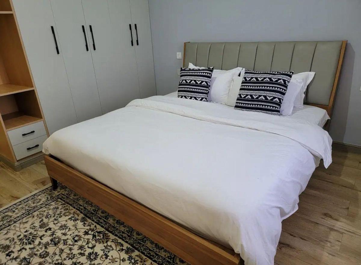 Serviced 2 Bed Apartment with En Suite in Kileleshwa - 6