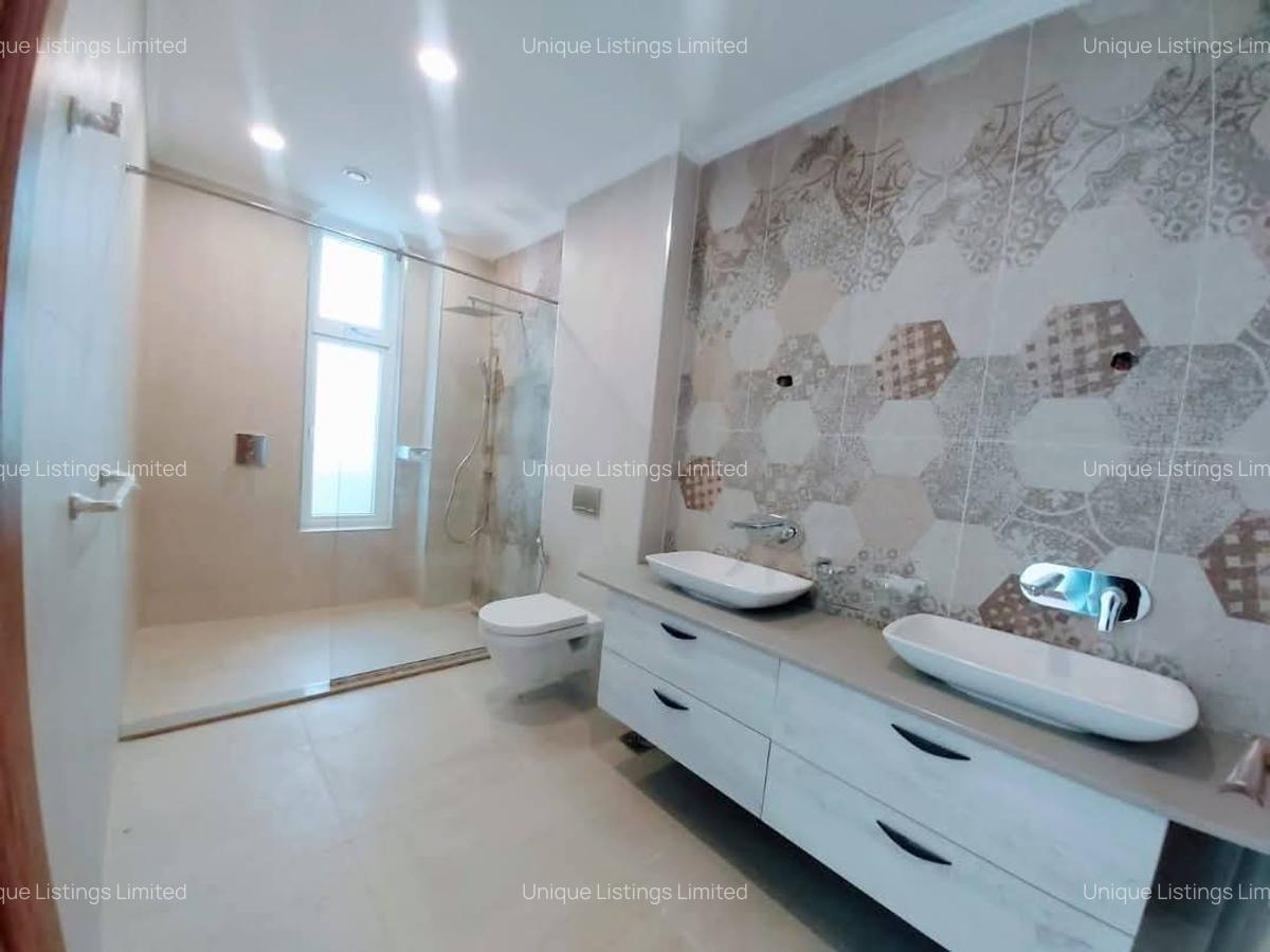 3 Bed Apartment with En Suite in Muthaiga - 4