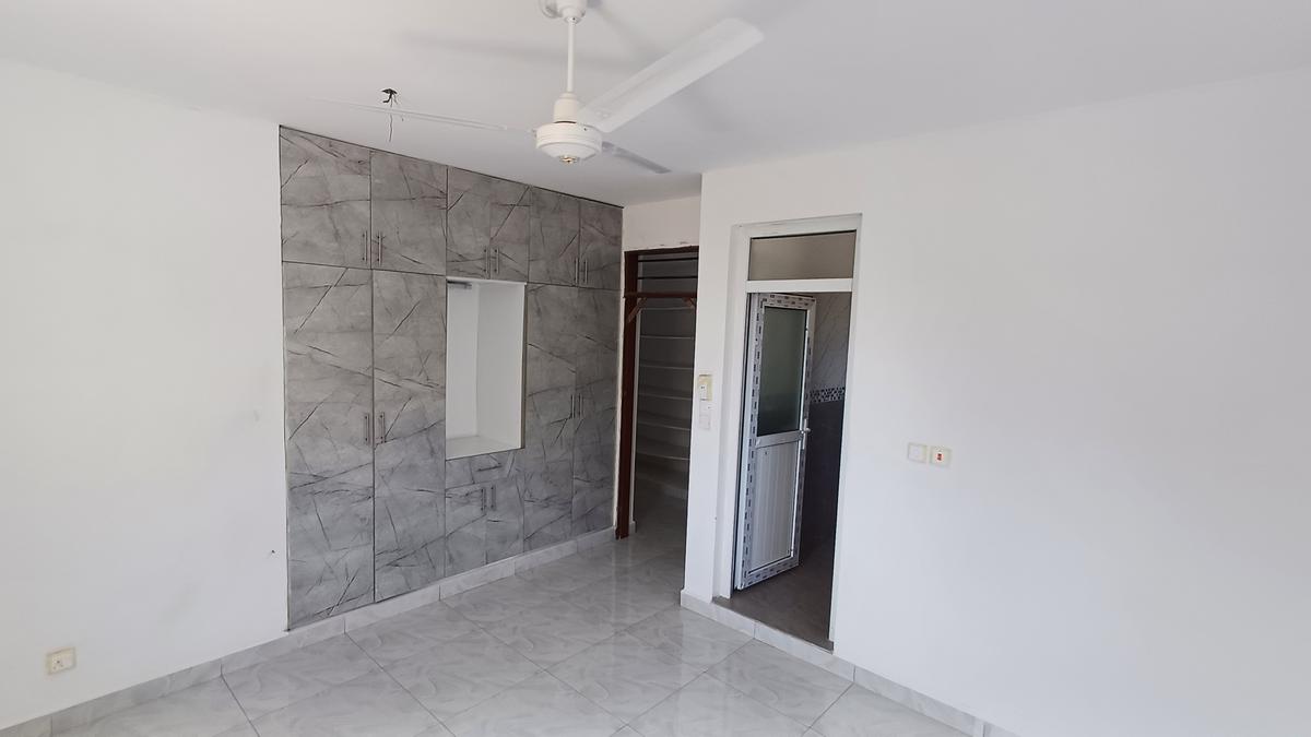 3 Bed Apartment with En Suite at Lakers Road Nyali - 11