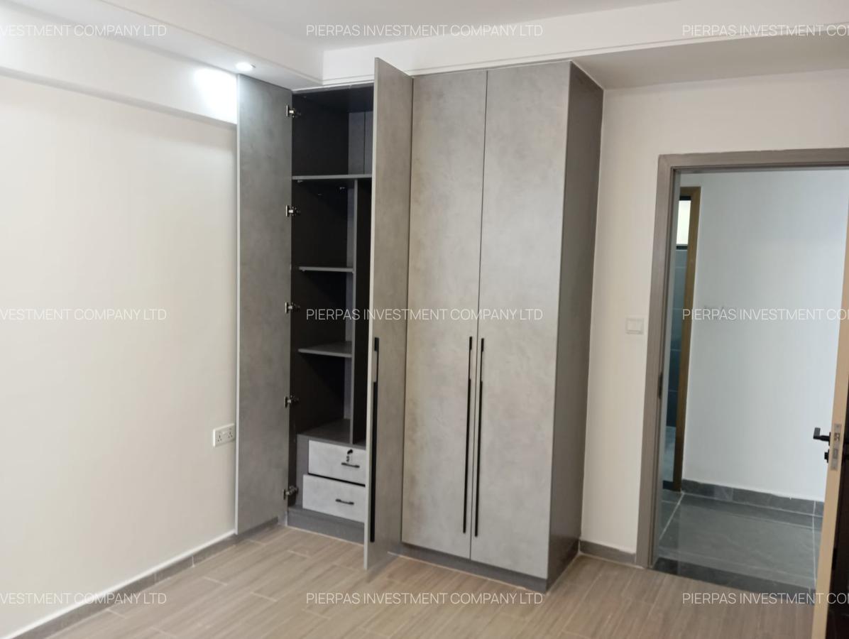 Serviced 3 Bed Apartment with En Suite in Riverside - 16