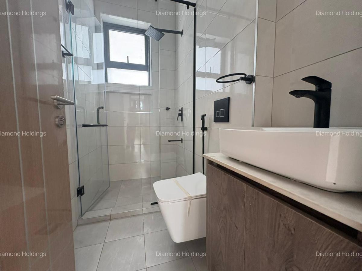 2 Bed Apartment with En Suite at Brookside - 8