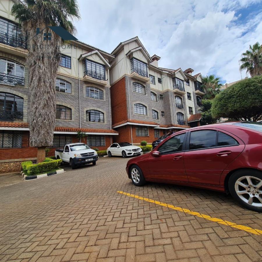 3 Bed Apartment with En Suite at Riverside Drive - 14