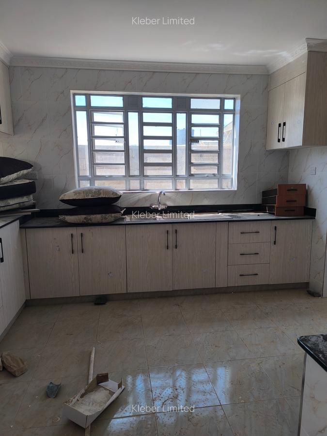 6 Bed House with En Suite in Gikambura - 3