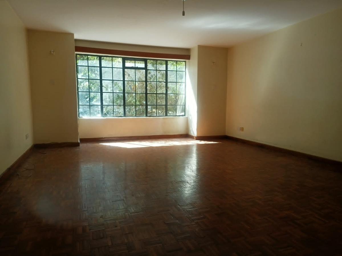 3 Bed Apartment with En Suite in Kileleshwa - 11