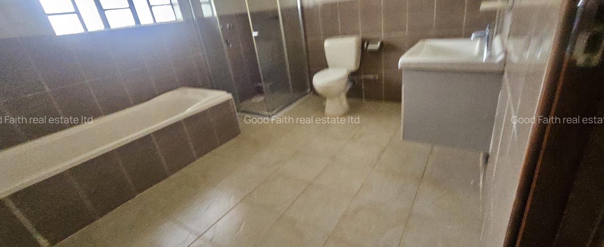 3 Bed House with En Suite in Runda - 13