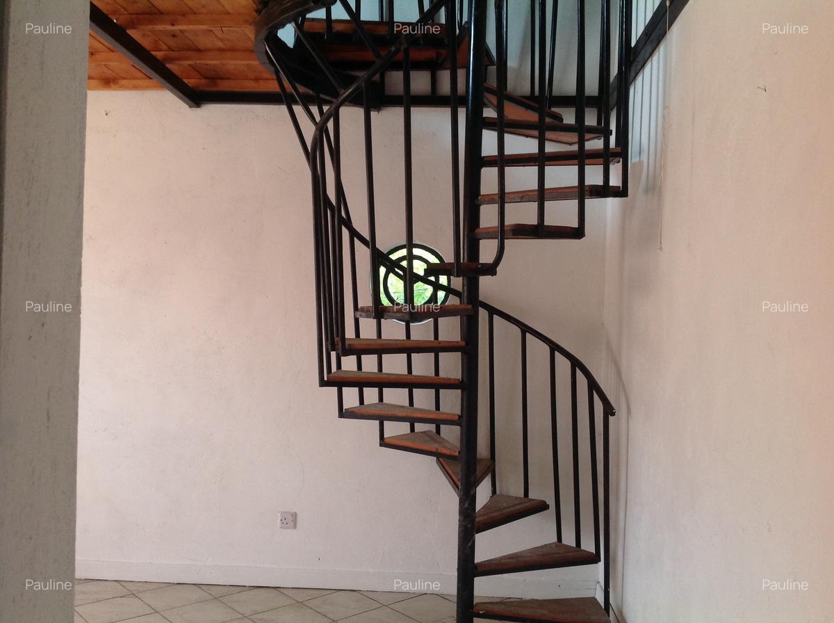 4 Bed House with En Suite at Kalembe Road - 6