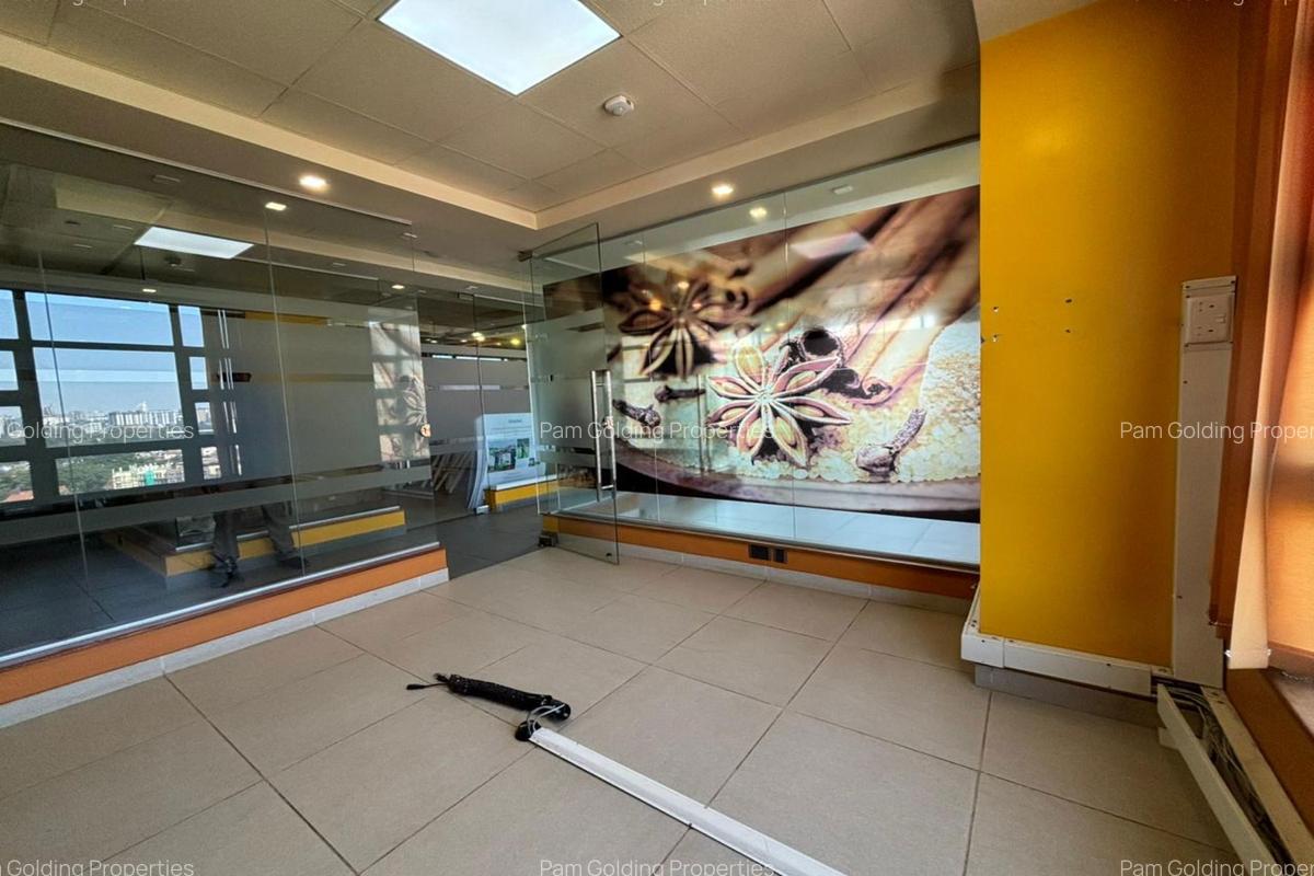 Office with Parking in Westlands Area - 7