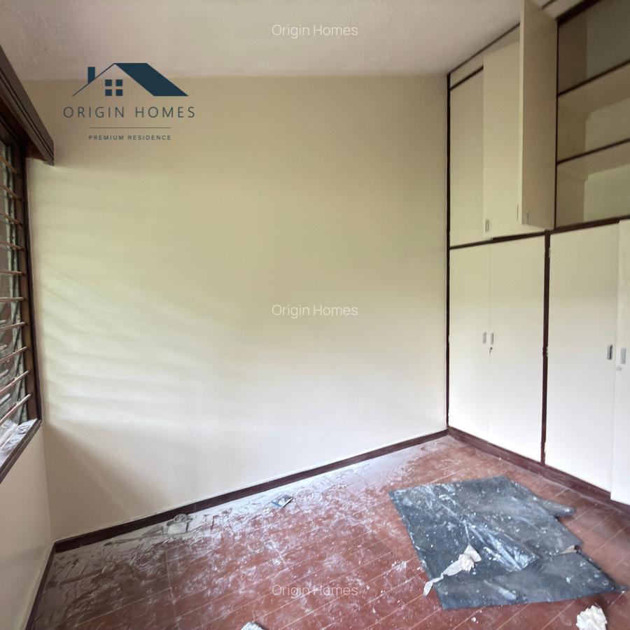 4 Bed Townhouse with En Suite at Kilimani - 11