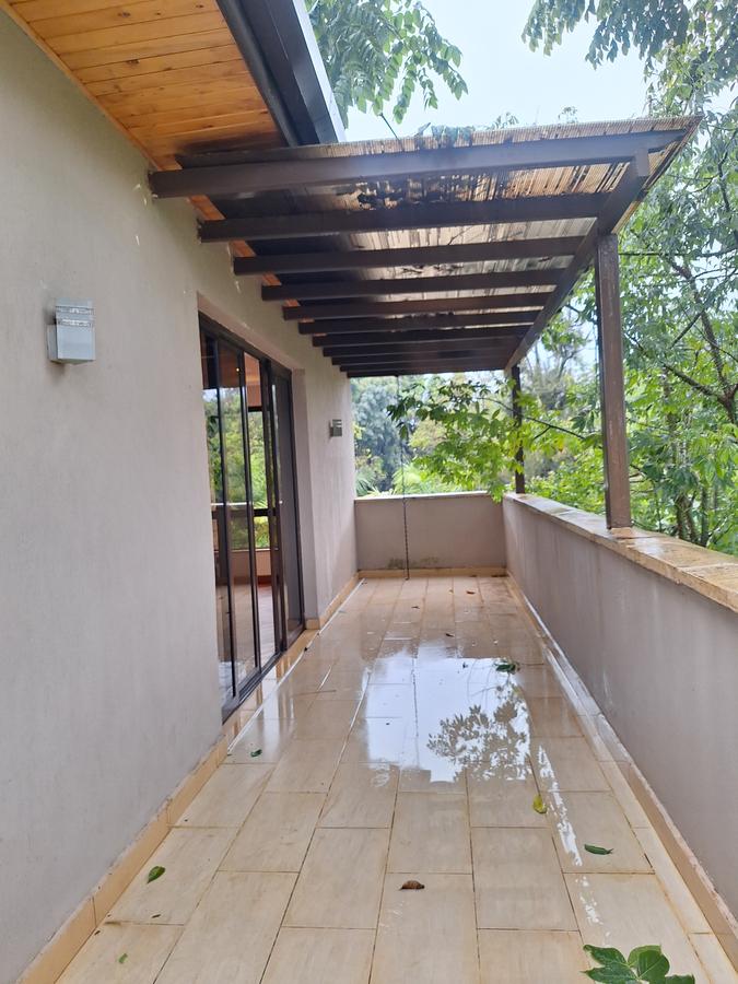 5 Bed Townhouse with En Suite in Lavington - 6