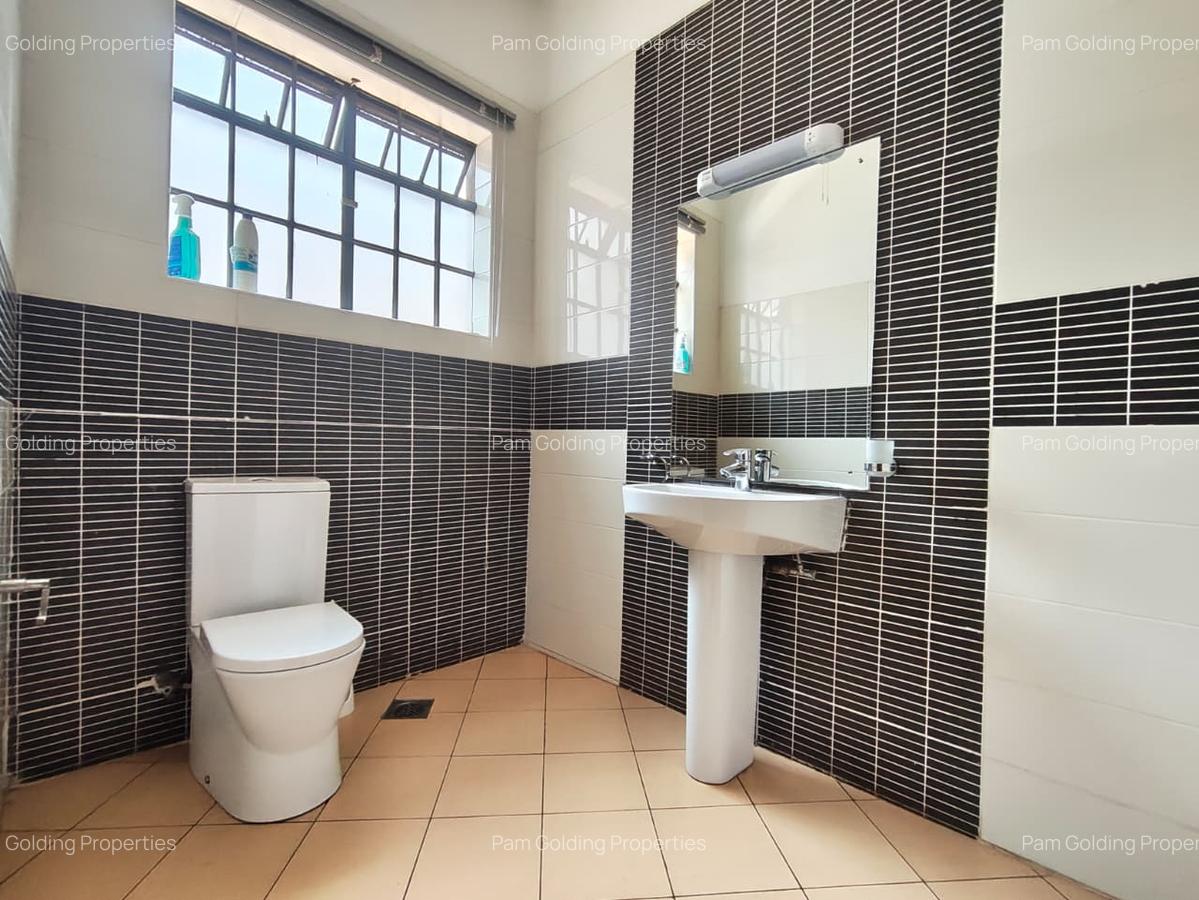 5 Bed House with Staff Quarters in Lavington - 14