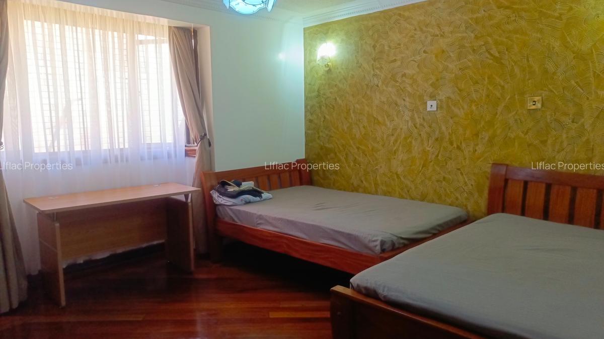 4 Bed Townhouse with En Suite in Runda - 16