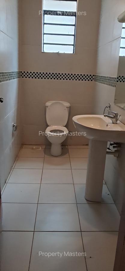 5 Bed Villa with En Suite at Convernt Drive - 12