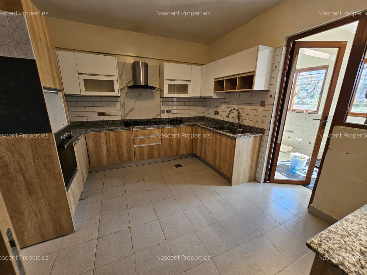 3 Bed Apartment with En Suite in Kileleshwa - 7