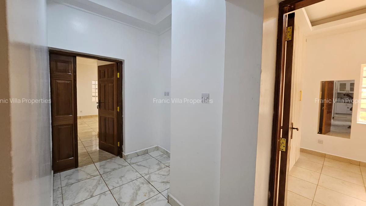 3 Bed Villa with En Suite at Runda - 15