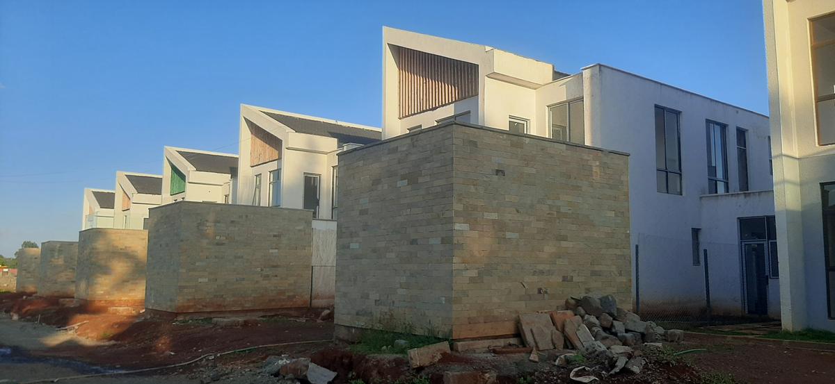 4 Bed Villa with En Suite at Green View Villas - 5