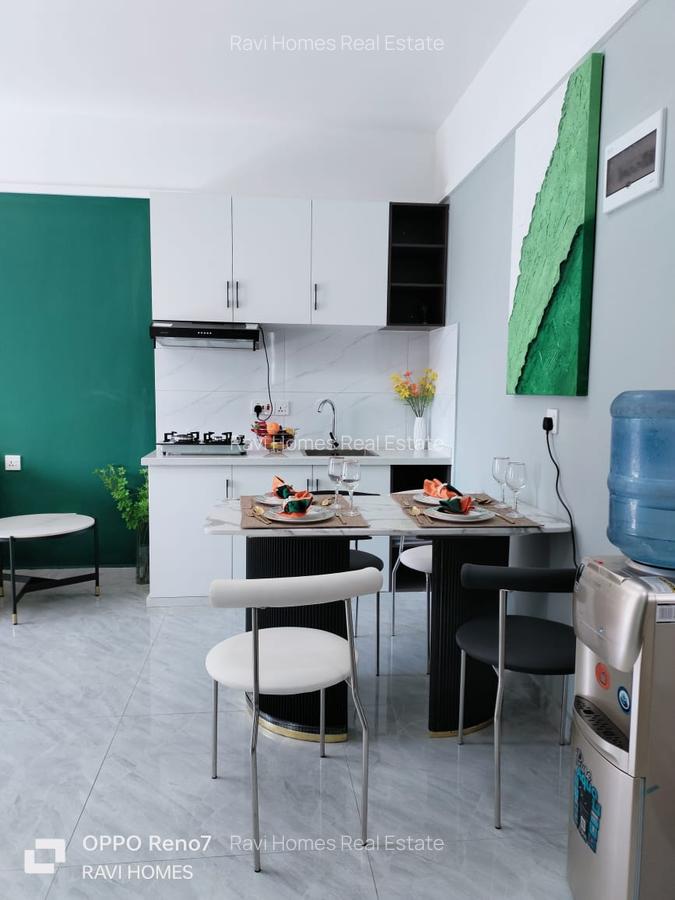 2 Bed Apartment with En Suite at Wanyee Rd - 9