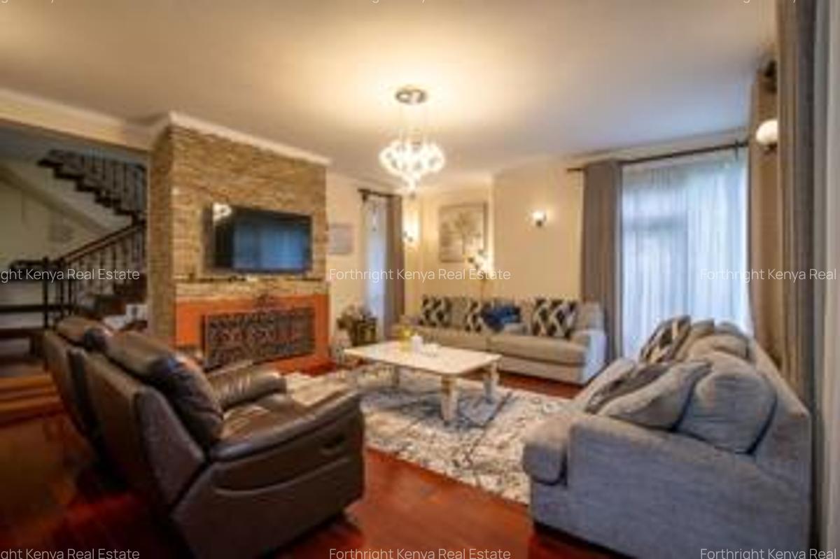 5 Bed House with En Suite at Miotoni - 2