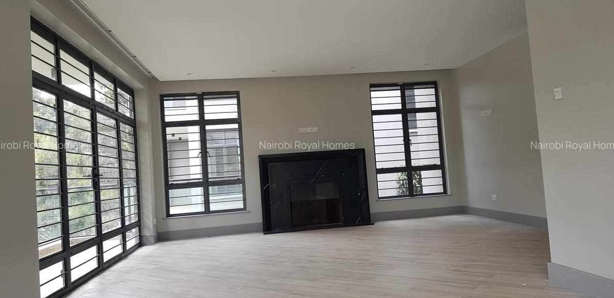 5 Bed Townhouse with En Suite at Kitisuru - 12