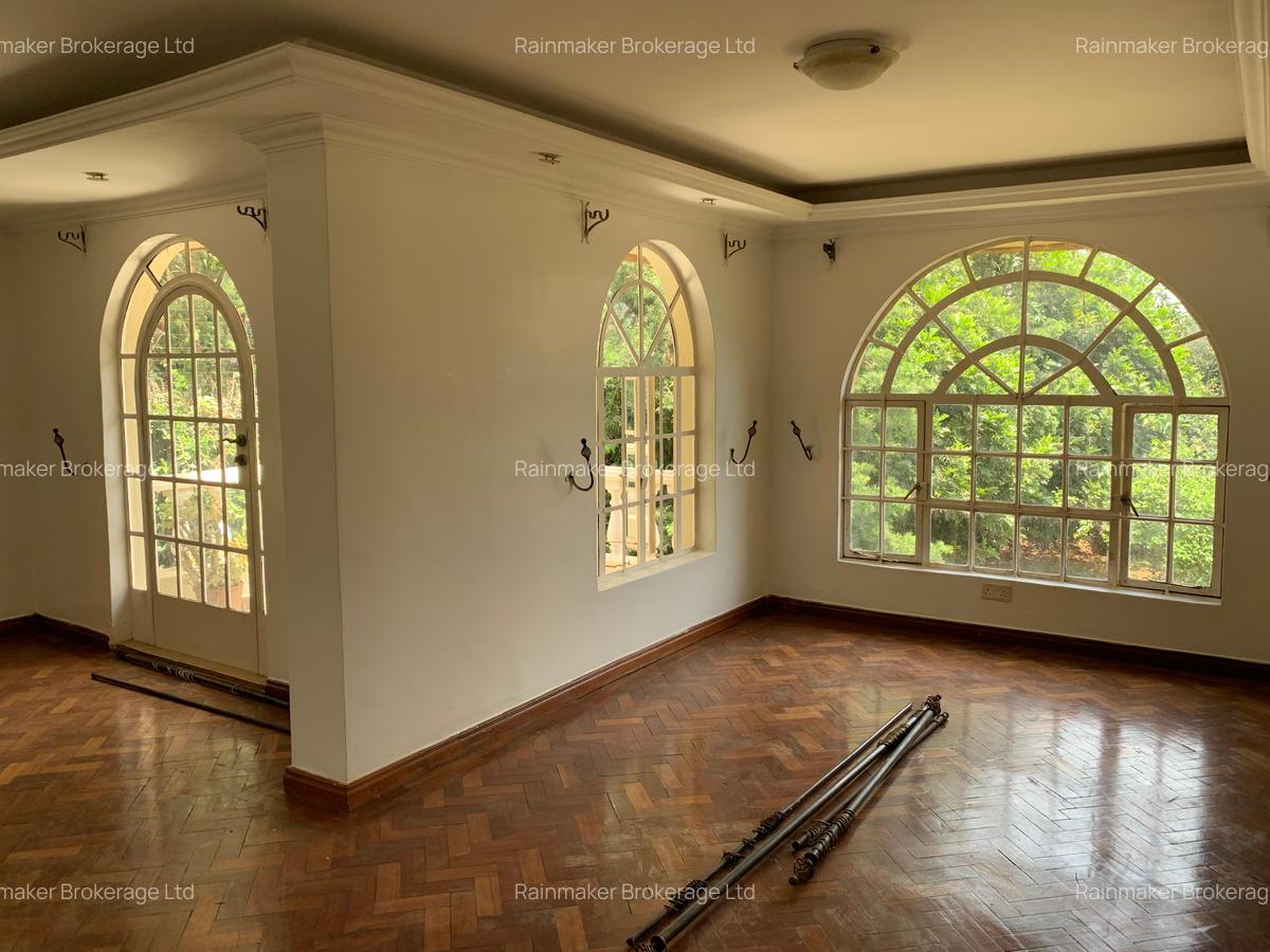 4 Bed Townhouse with En Suite at Ruaka Drive - 15