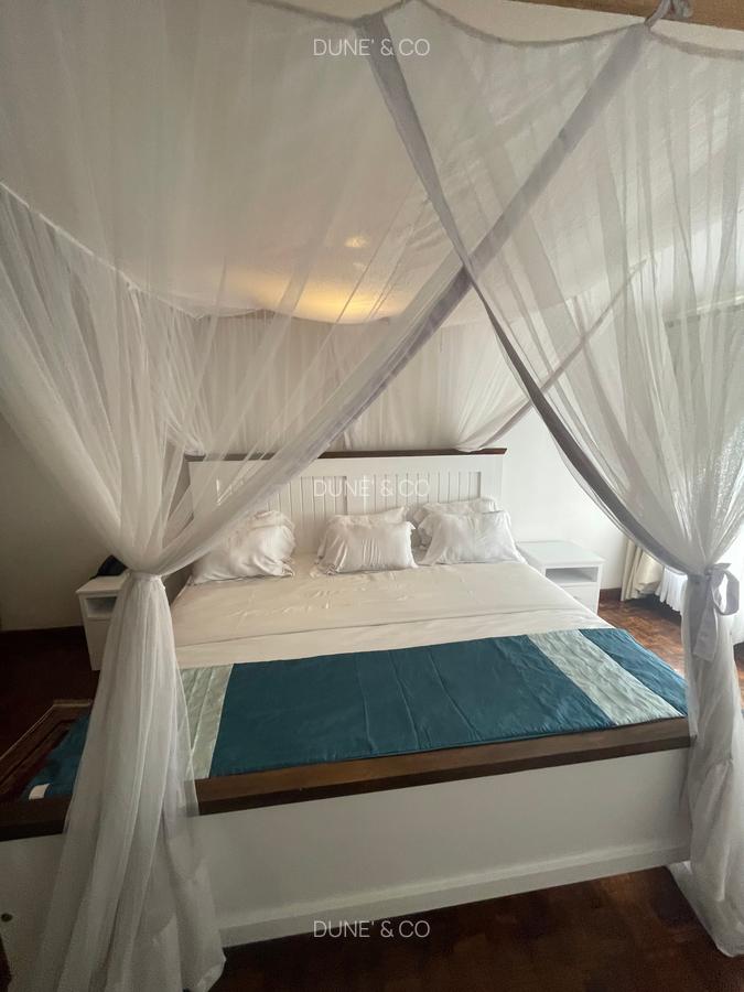 Serviced 2 Bed Apartment with En Suite in Lavington - 13