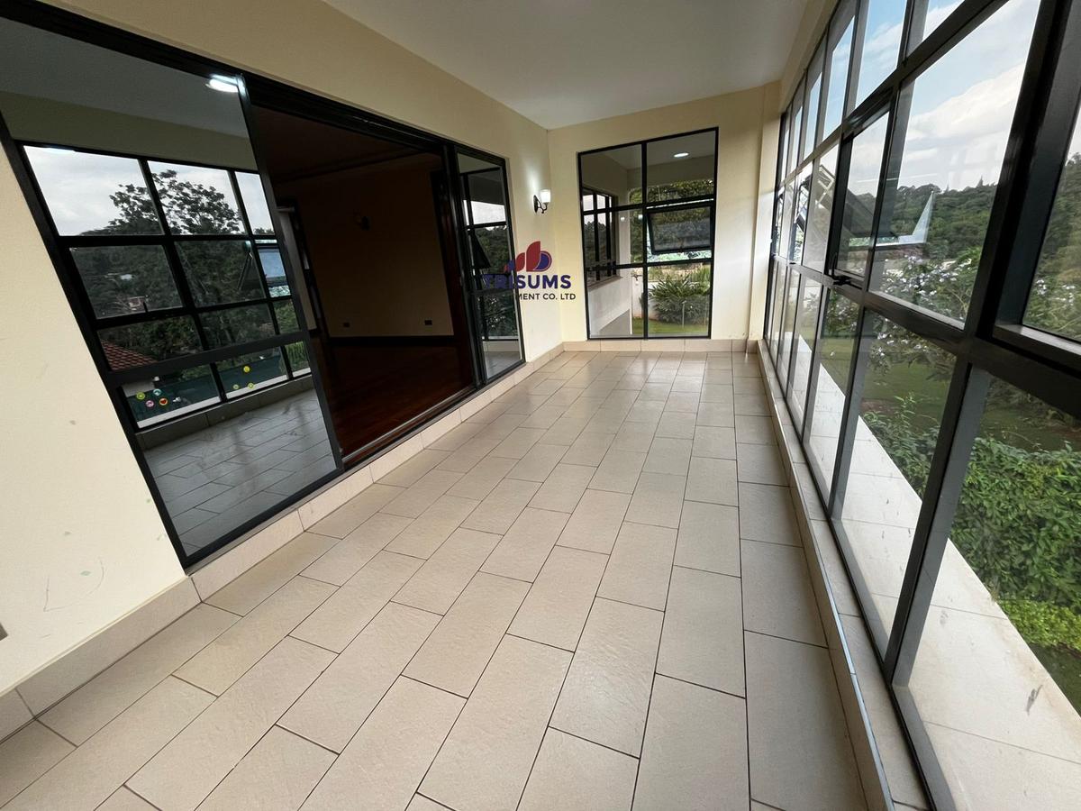 5 Bed Townhouse with En Suite in Westlands Area - 15