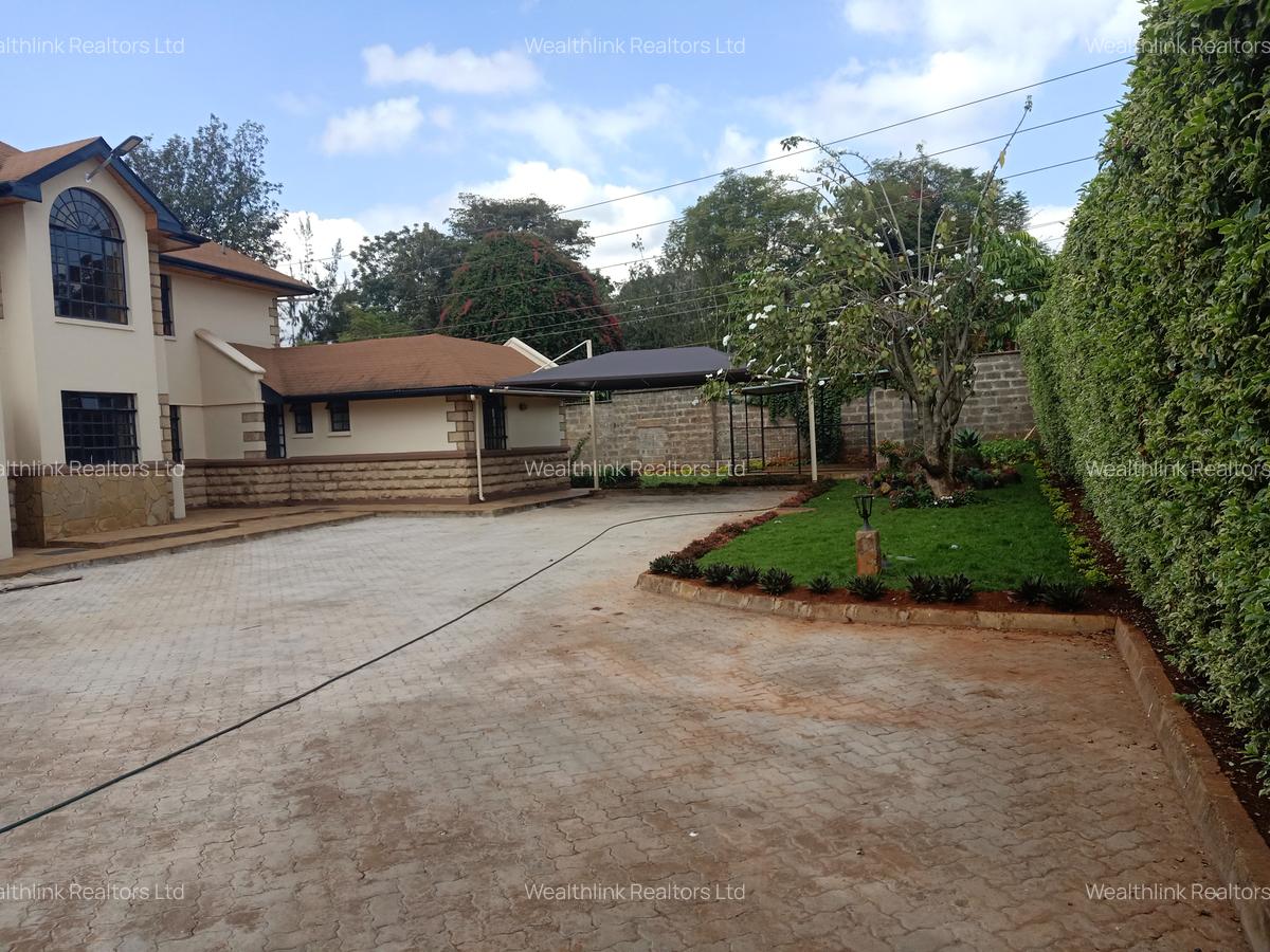 4 Bed Townhouse with En Suite at Runda - 4