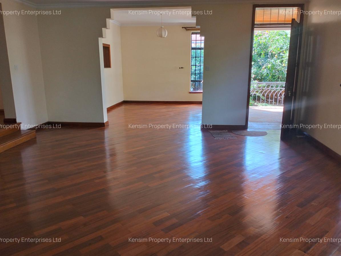 4 Bed Townhouse with En Suite in Lavington - 7