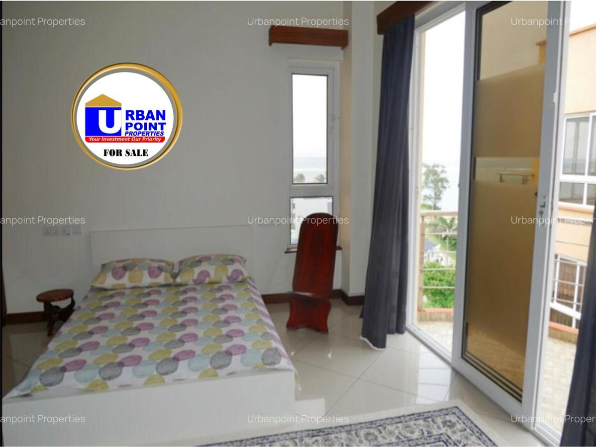 3 Bed Apartment with Swimming Pool in Nyali Area - 9