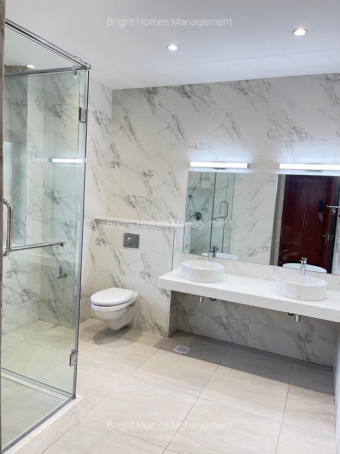 5 Bed Townhouse with En Suite in Kitisuru - 18