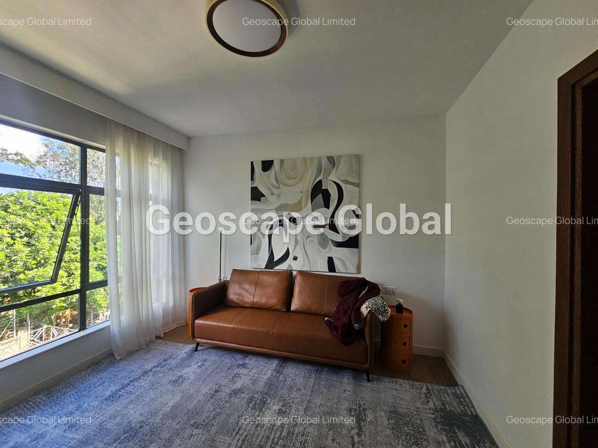 Furnished 4 Bed Apartment with En Suite in Rosslyn - 5