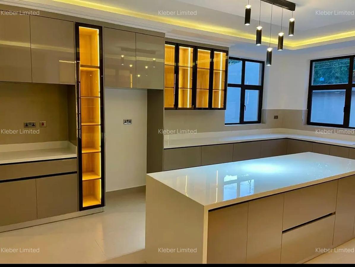 5 Bed Villa with En Suite in Karen - 4