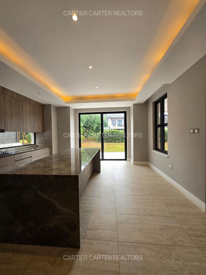 4 Bed Villa with En Suite in Runda - 12