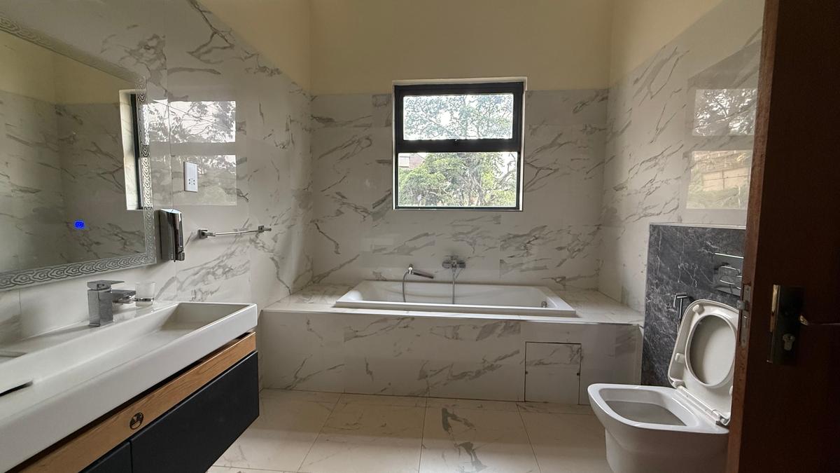 5 Bed Villa with En Suite in Lower Kabete - 18