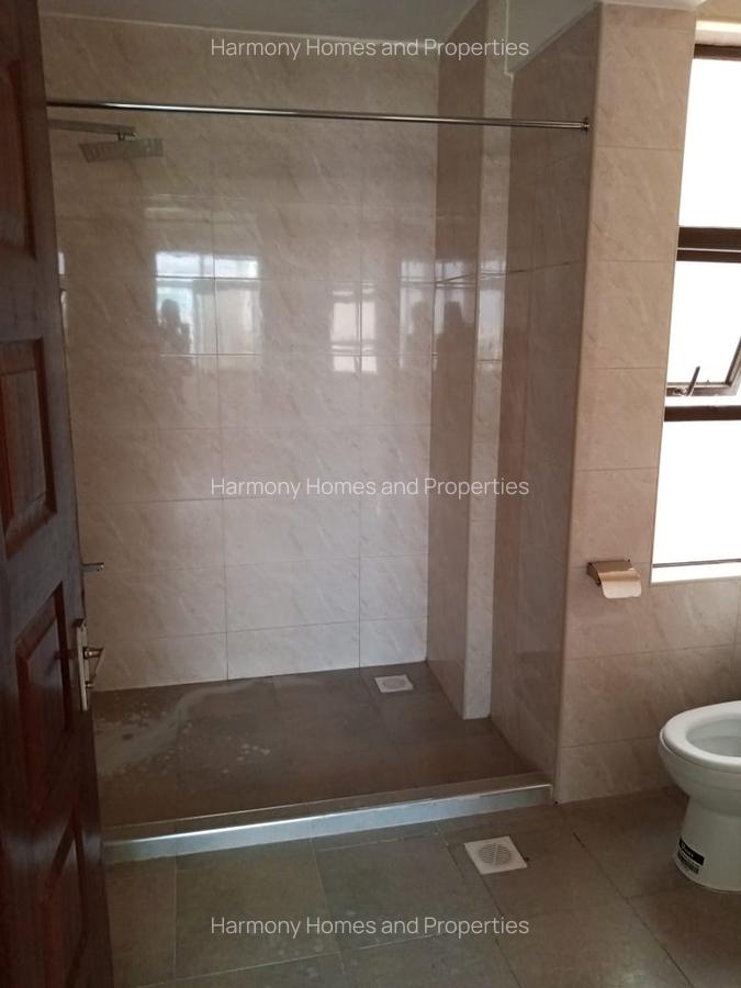 3 Bed Apartment with En Suite at Parklands Road - 4