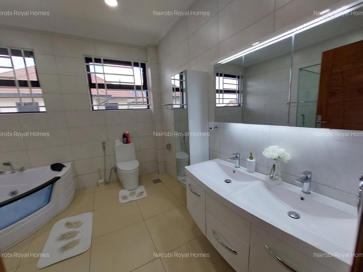 4 Bed House with En Suite at Paradise Lost - 19