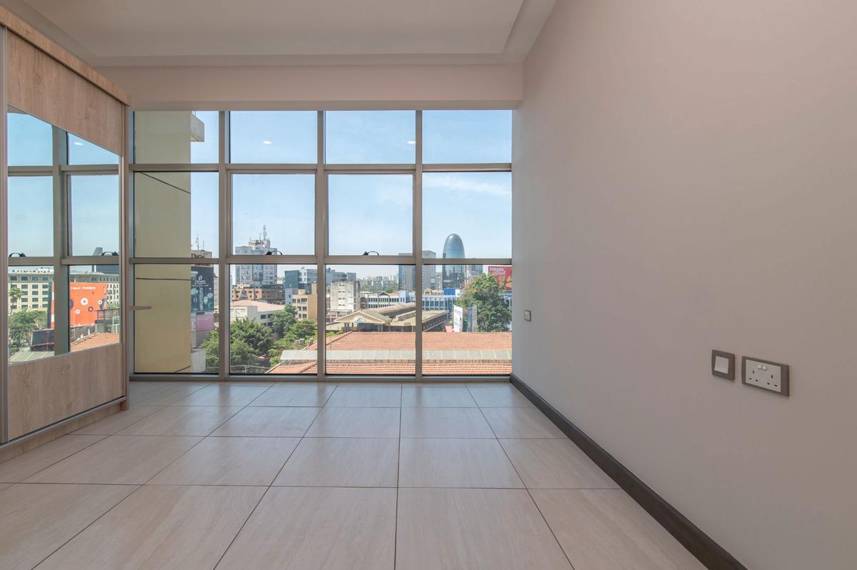 2 Bed Apartment with En Suite in Westlands Area - 19