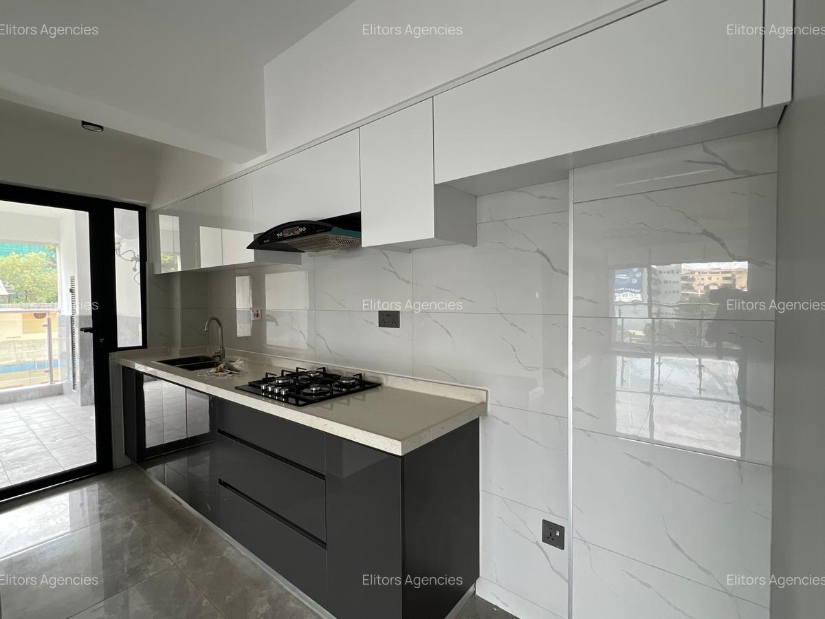 2 Bed Apartment with En Suite at Westlands Road Near Gtc - 2