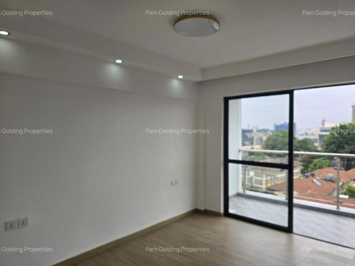 2 Bed Apartment with En Suite in Rhapta Road - 4