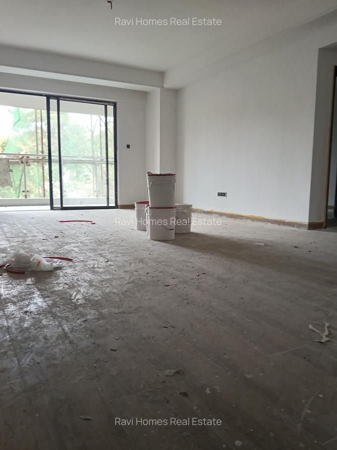 3 Bed Apartment with En Suite at Sports Road - 12