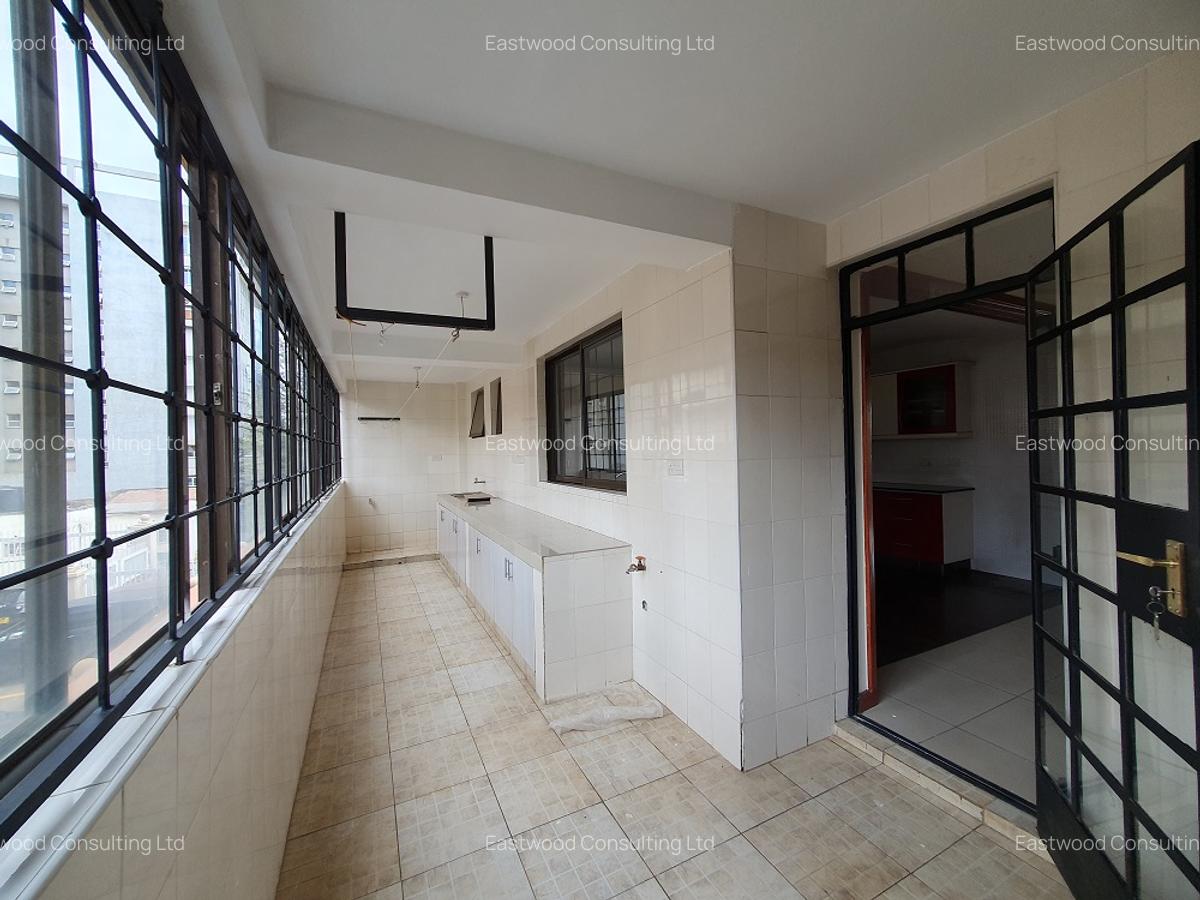 3 Bed Apartment with En Suite at Ojijo Close - 4