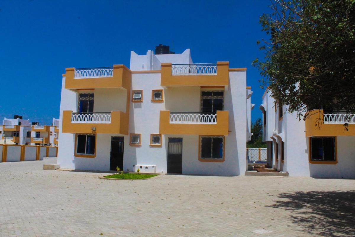 3 Bed Apartment with En Suite in Kizingo - 2