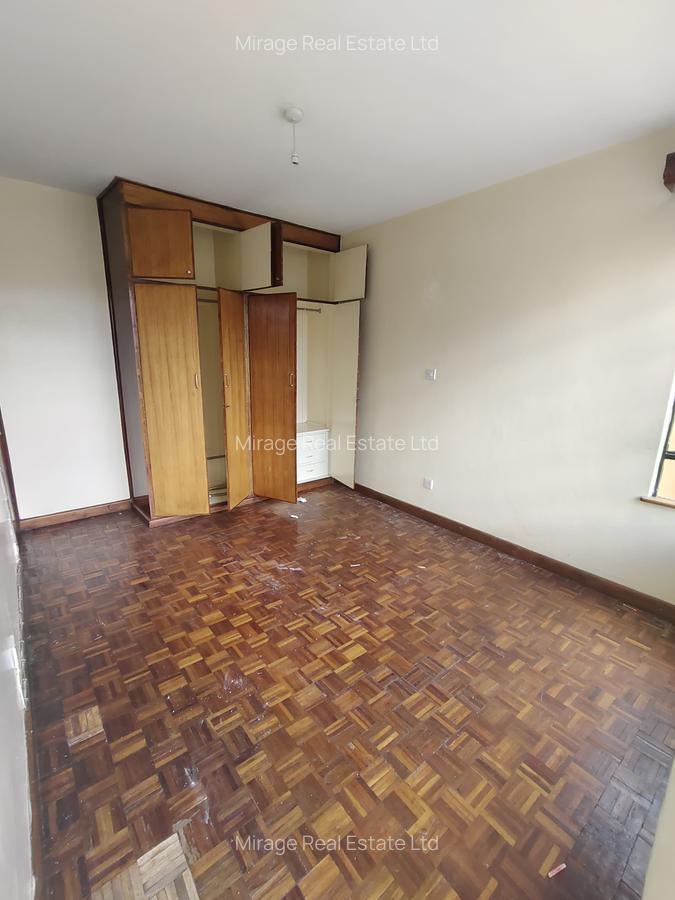 3 Bed Apartment with En Suite in Lavington - 16
