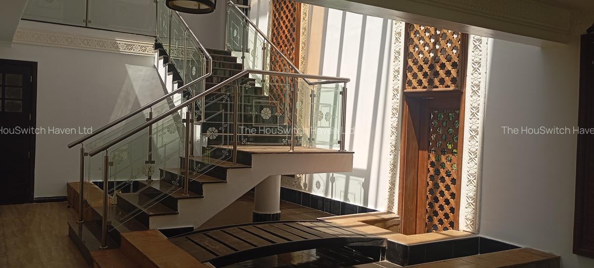 6 Bed Villa with En Suite at Off Ruaka Rd - 7