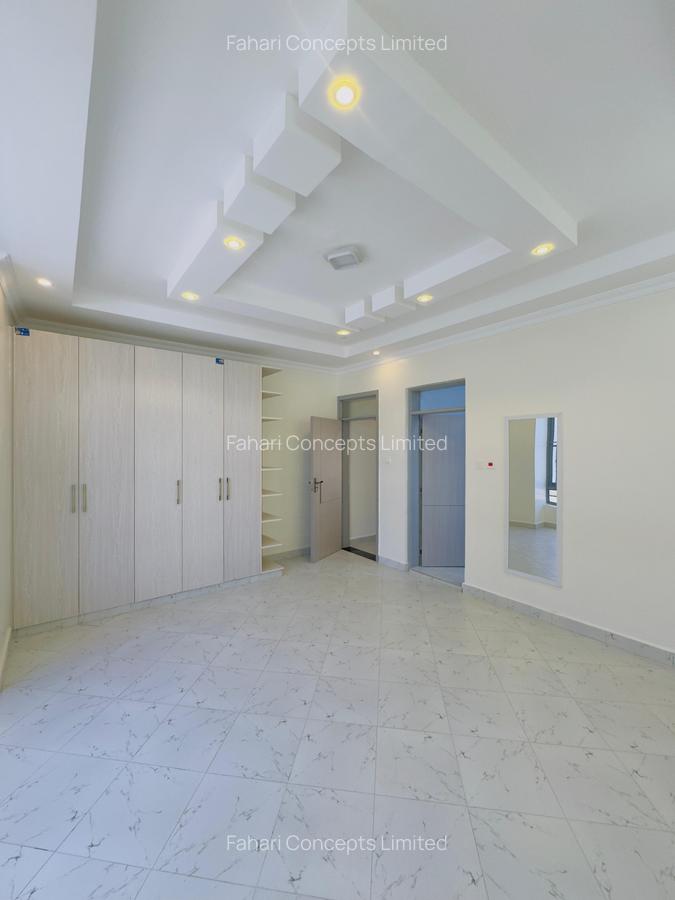 5 Bed Villa with En Suite at Mugutha - 7