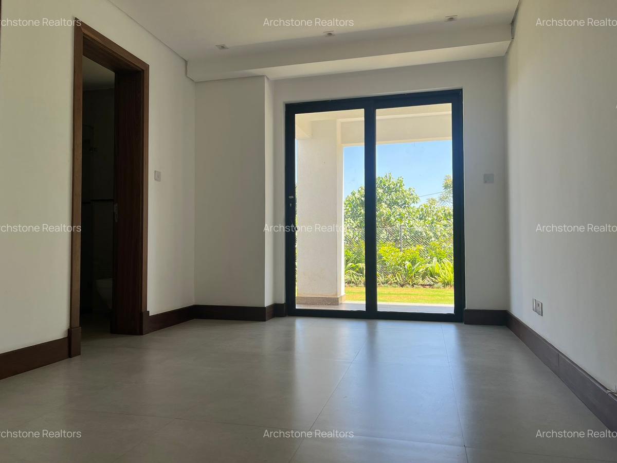 4 Bed Townhouse with Staff Quarters in Kitisuru - 10