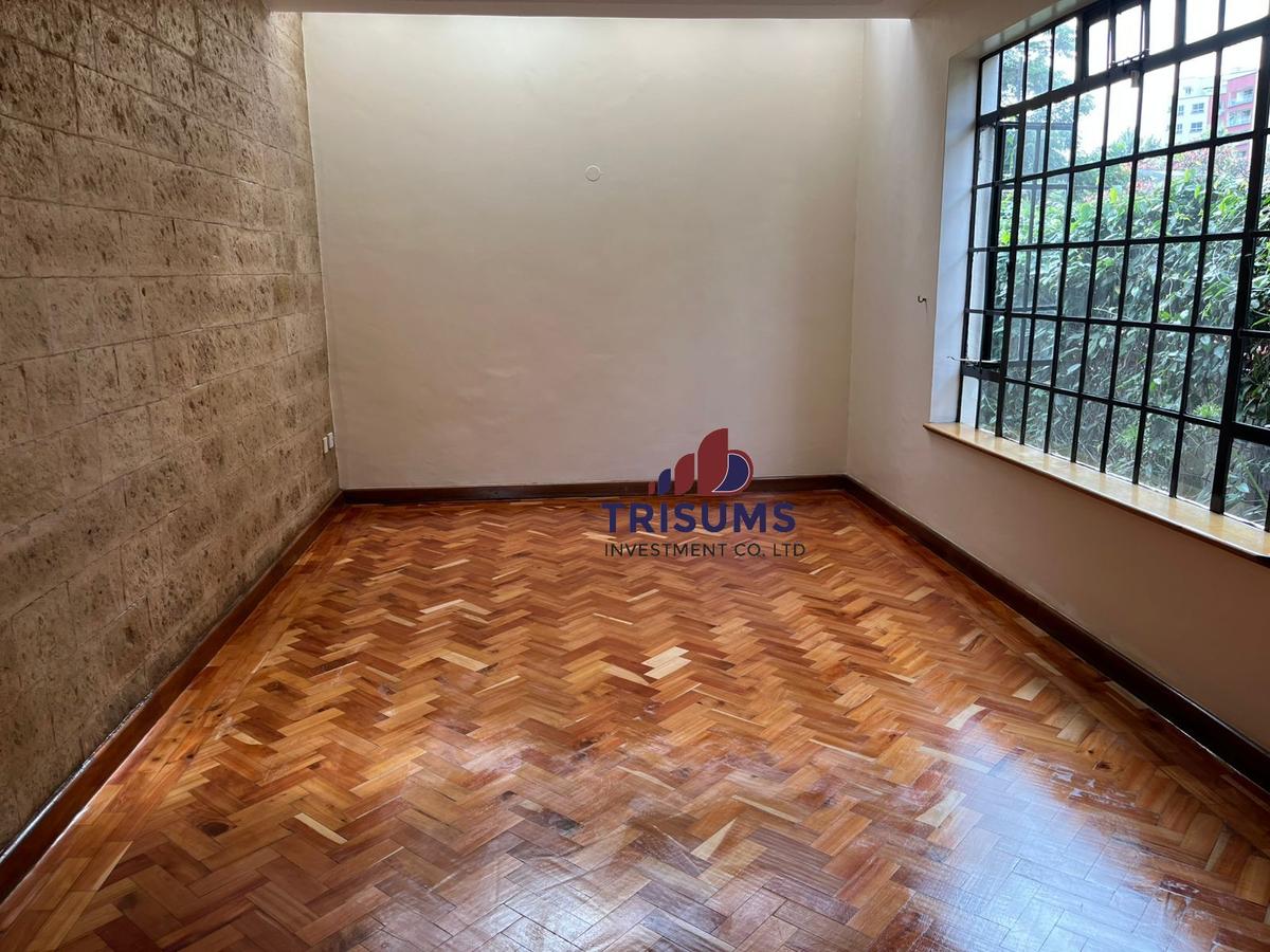 4 Bed Townhouse with En Suite at Westlands - 4