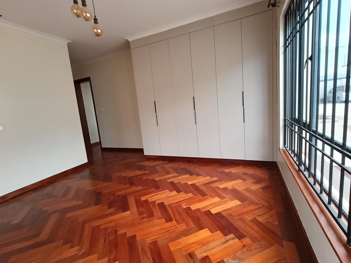 5 Bed Townhouse with En Suite at Kibagare Way - 11