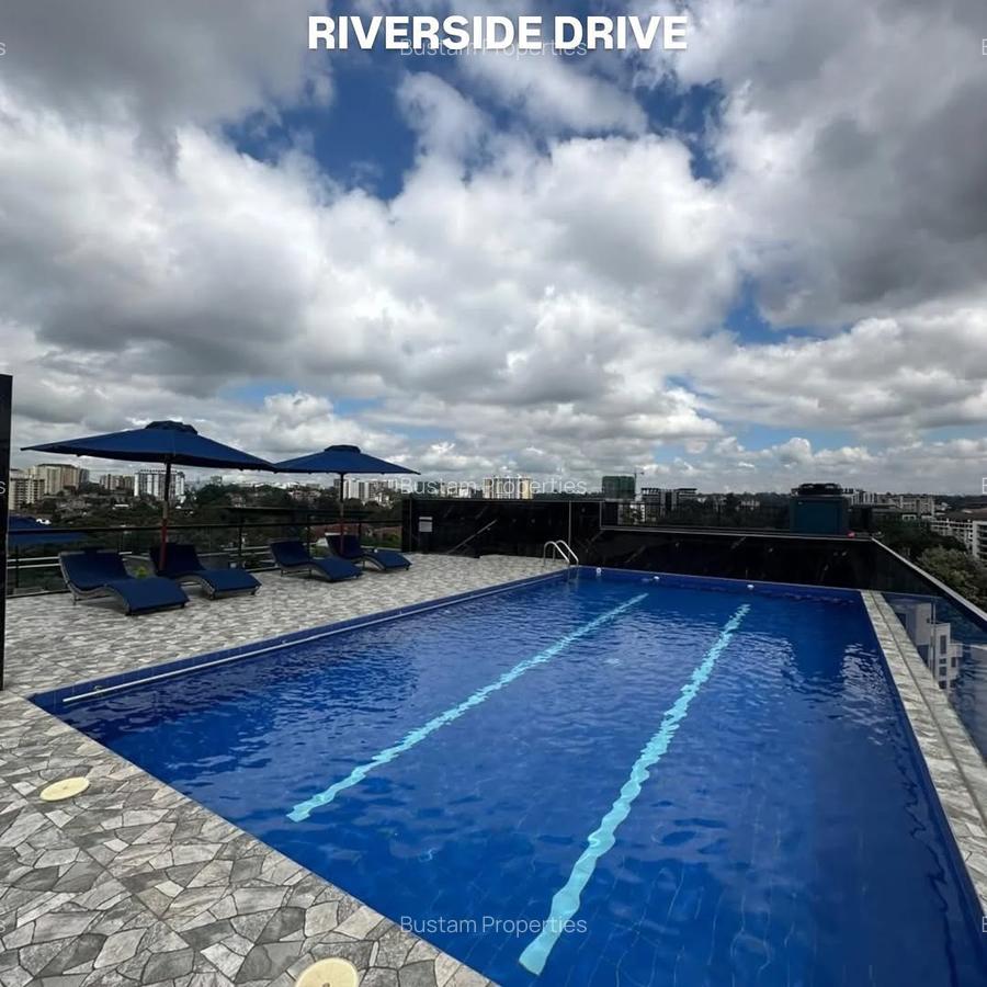 2 Bed Apartment with En Suite in Riverside - 12